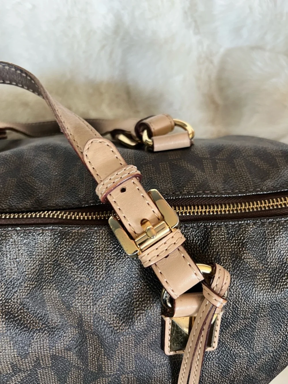 Michael Kors Brown Monogram Grayson Satchel with Gold Hardware vintage - Picture 3 of 16